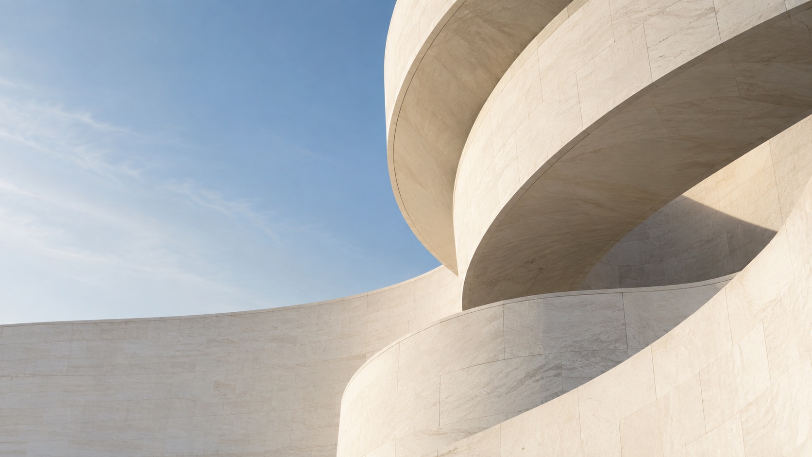 Sculptural architectural surfaces in natural light